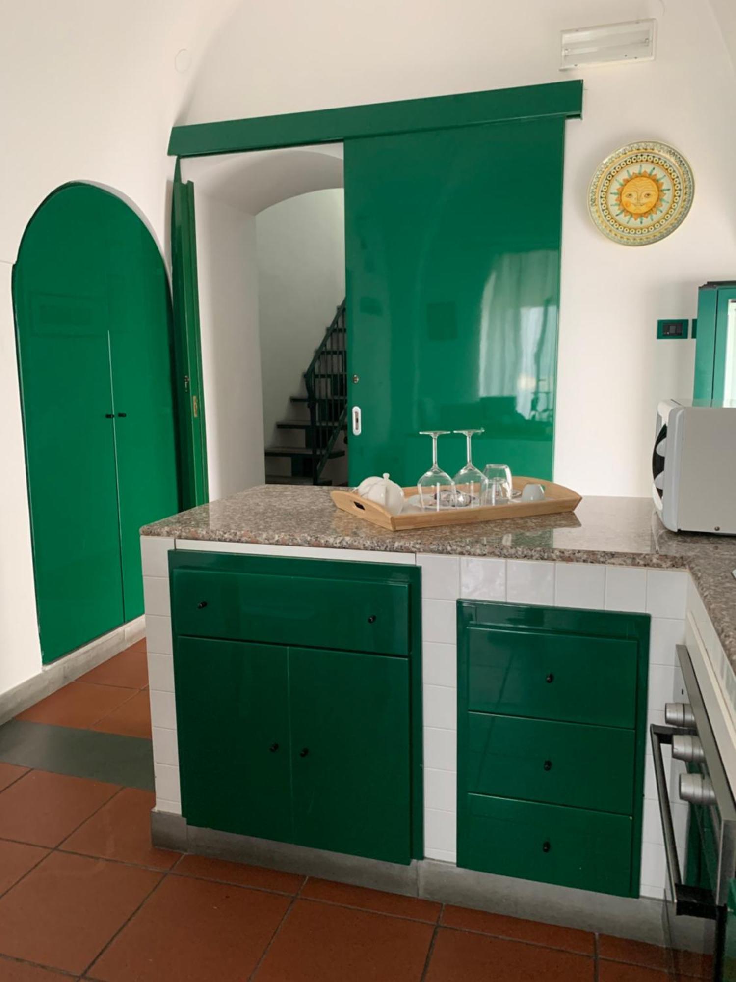 Terrazza Diomede- Manfredi Homes & Villas 曼弗雷多尼亚 外观 照片