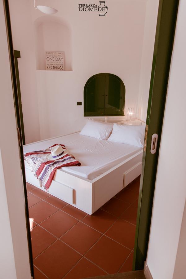 Terrazza Diomede- Manfredi Homes & Villas 曼弗雷多尼亚 外观 照片